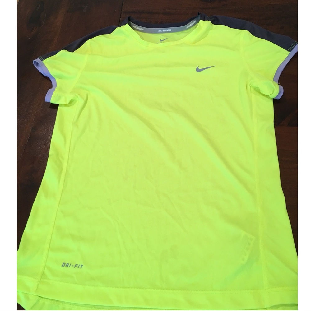 Girls Nike Dri-Fit V-Neck shirt, size L